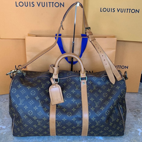 Louis Vuitton Handbags - Louis Vuitton mono Bandoullier 50 with padlock and key